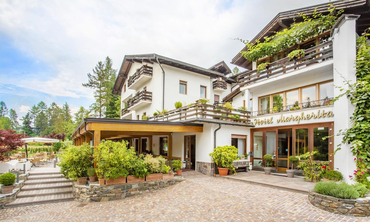 Villa Margherita Tenna Eksteriør bilde